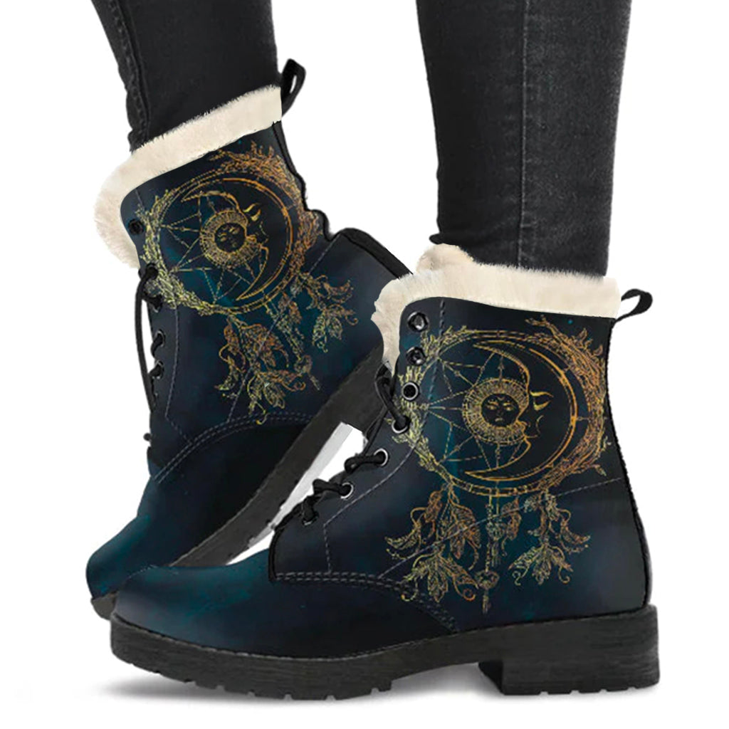 Fur-Lined Boots Narayana