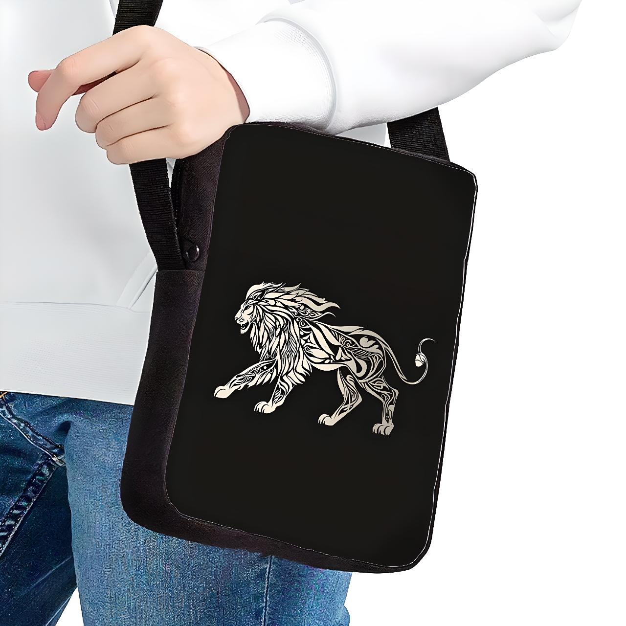 Aslan Shoulder Bag